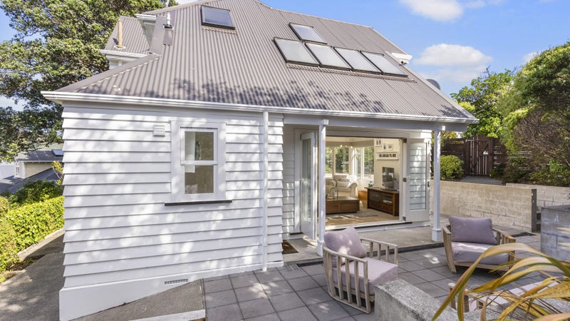 9 Cooper Street, Karori, Wellington - Carousel 1