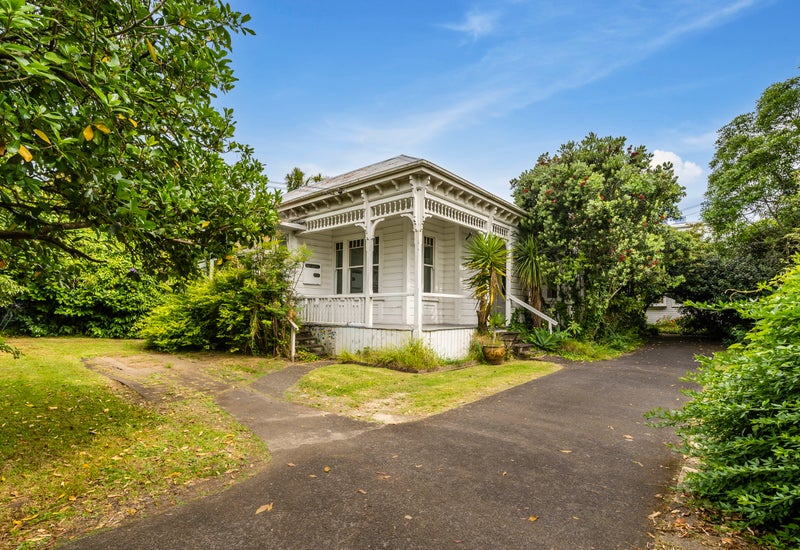 3 Pencarrow Avenue, Mount Eden, Auckland - Carousel 1