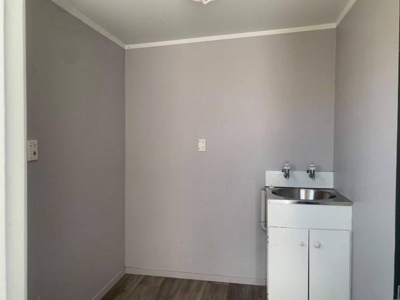 23 Rawlings Street, Bader, Hamilton - Carousel 7