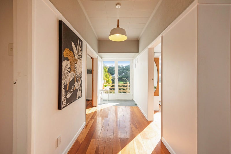 152 Darlington Road, Miramar, Wellington - Carousel 2