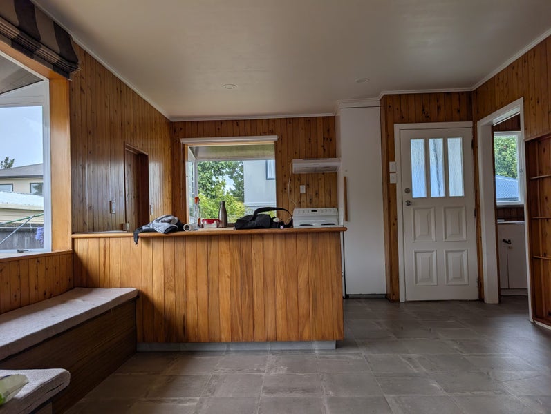 60 Southsea Crescent, Silverdale, Hamilton - Carousel 2