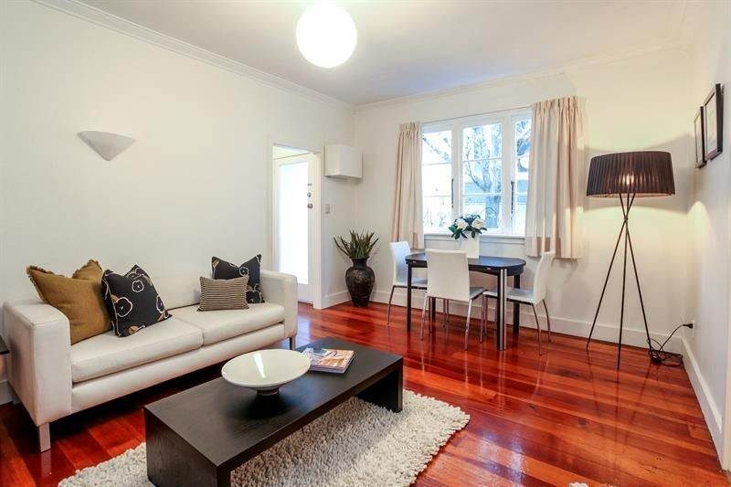 1/6 Sarawia Street, Newmarket, Auckland - Carousel 2