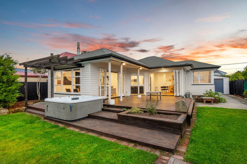 221 Weston Road, St Albans, Christchurch - Carousel 1