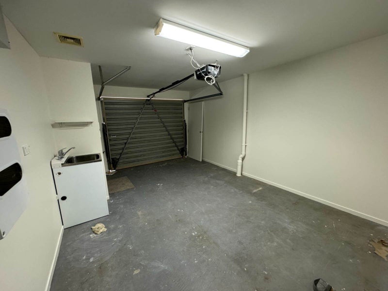 6/14 Ambrico Place, New Lynn, Auckland - Carousel 11