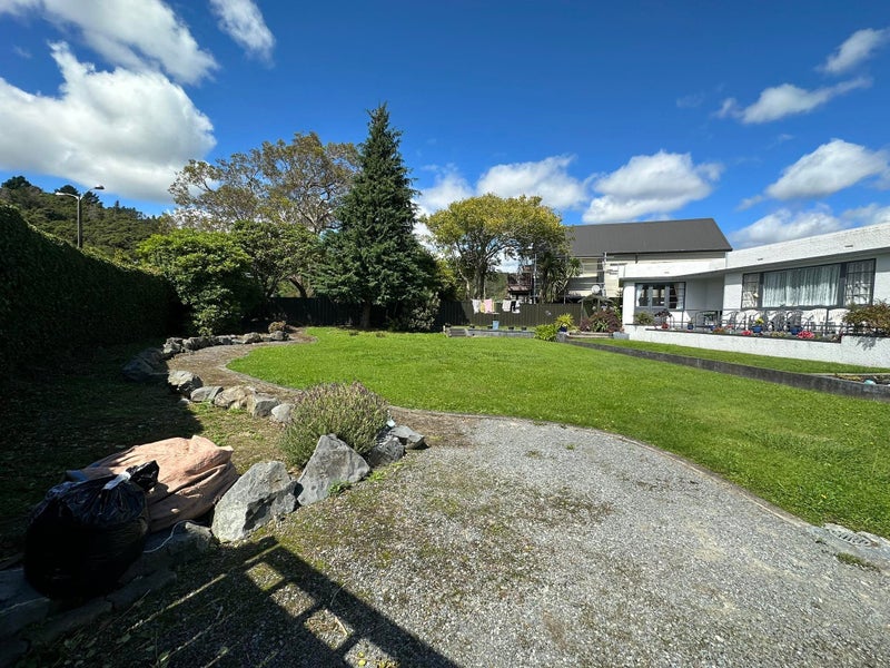 22 Stokes Valley Road, Stokes Valley, Lower Hutt - Carousel 12