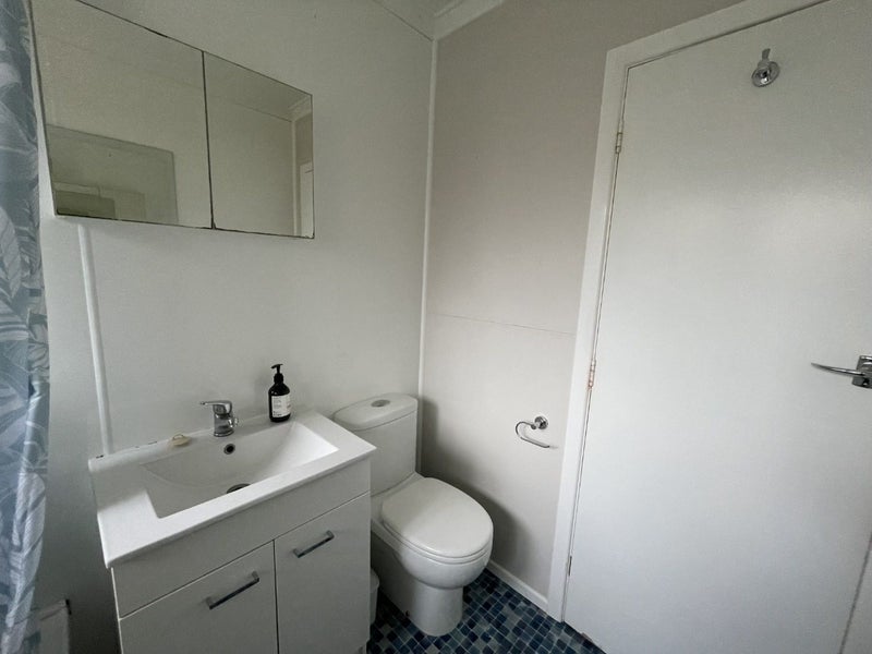 5/3 Tawai Street, Trentham, Upper Hutt - Carousel 8