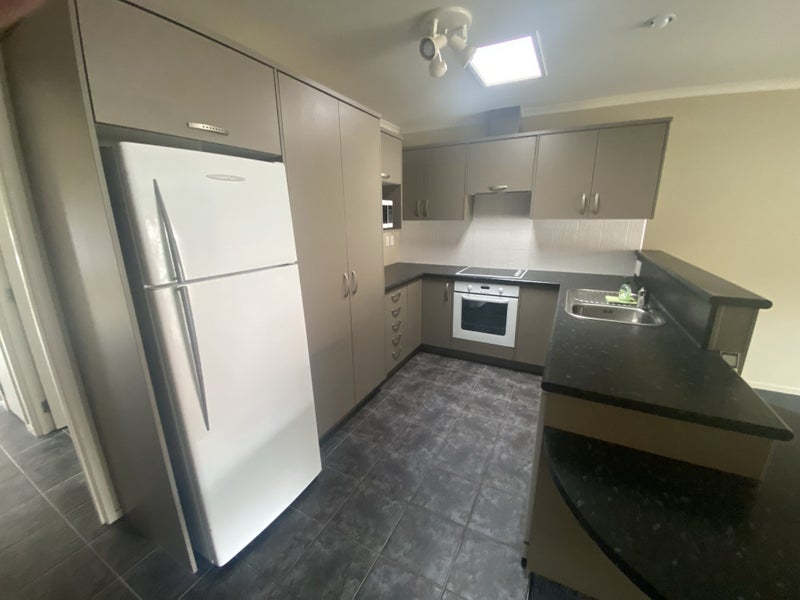 36D Charlemont Street, Whitiora, Hamilton - Carousel 2