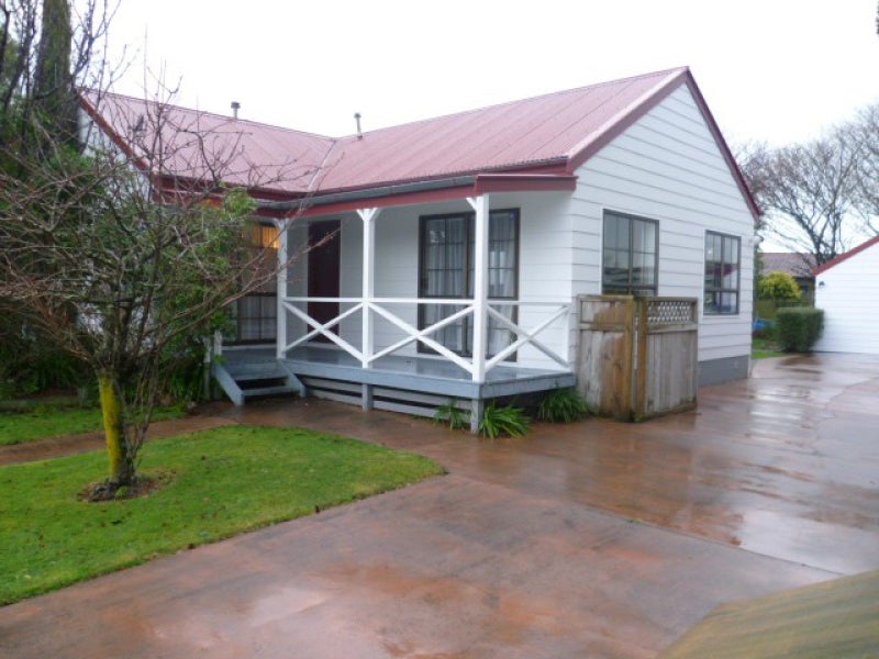 64 Pencarrow Street, Highbury, Palmerston North - Carousel 1