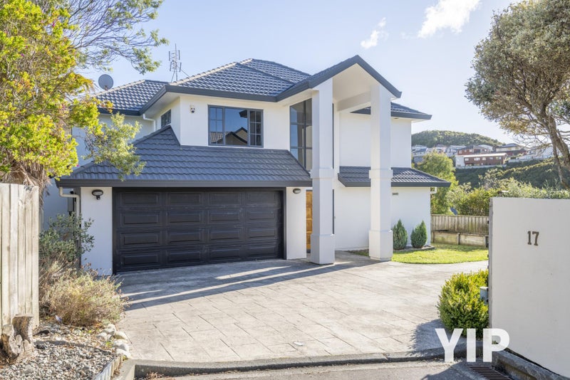 17 Claverton Grove, Churton Park, Wellington - Carousel 1