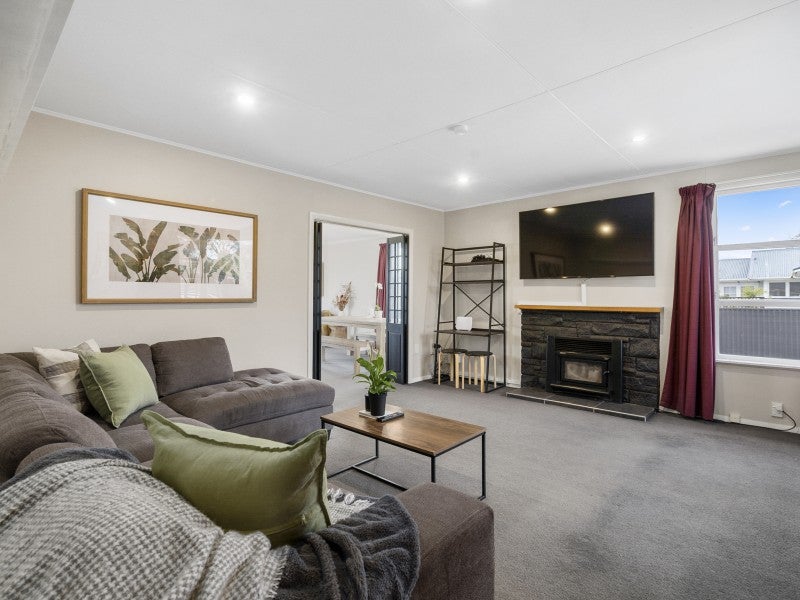 53 Holdsworth Avenue, Milson, Palmerston North - Carousel 2