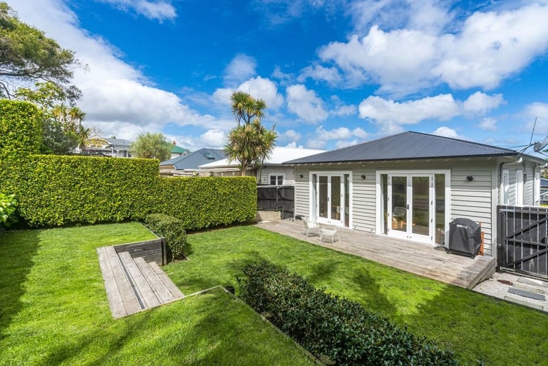 12 Farrar Street, Grey Lynn, Auckland - Carousel 2