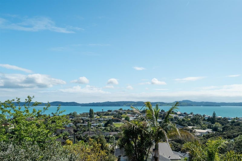 5 Maraetai Heights Road, Maraetai, Auckland - Carousel 1