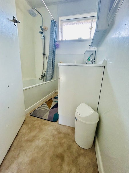 44A Marua Road, Ellerslie, Auckland - Carousel 11