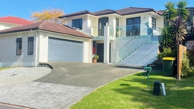 6 Cinnabar Place, Westgate, Auckland - Carousel 1