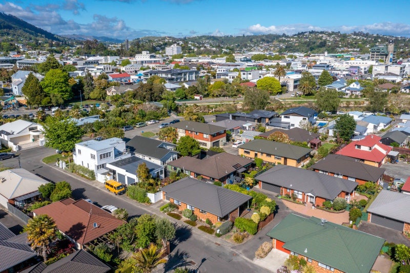 3 Pettit Place, The Wood, Nelson - Carousel 17