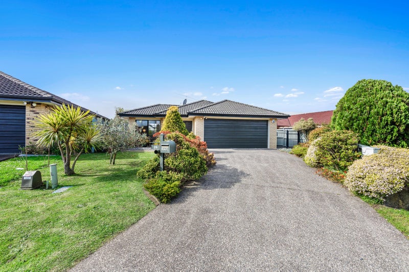 26 Stellata Court, Randwick Park, Auckland - Carousel 1