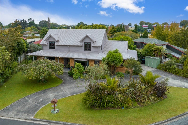 2 Drayton Place, Leamington, Cambridge - Carousel 2