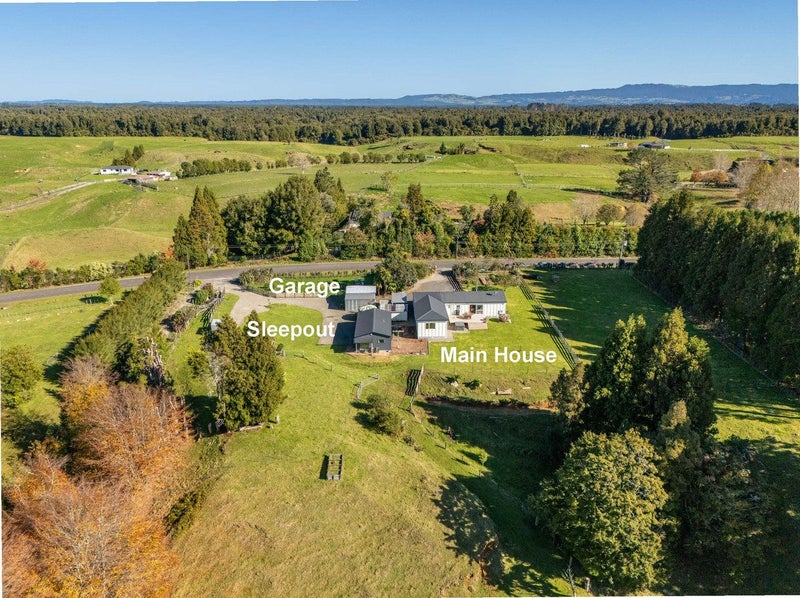 98 Glue Pot Road, Tauranga - Carousel 1