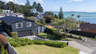 16 Burford Place, Mellons Bay, Auckland - Carousel 1