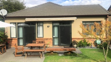 7 Pepperdine Place, Albany, Auckland - Carousel 1