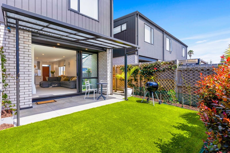 7 Manahi Lane, Panmure, Auckland - Carousel 2