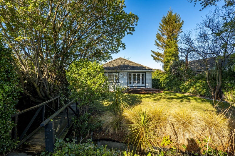 27 Aorangi Road, Bryndwr, Christchurch - Carousel 2