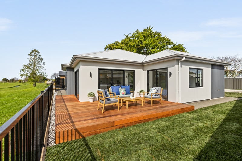 27 West Place, Greenmeadows, Napier - Carousel 21