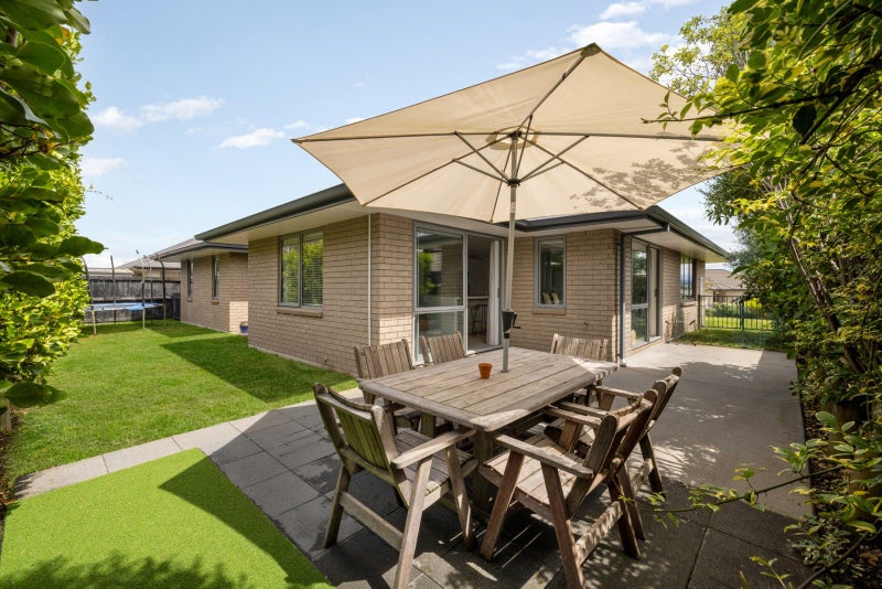 43 Benmore Crescent, Pyes Pa, Tauranga - Carousel 2