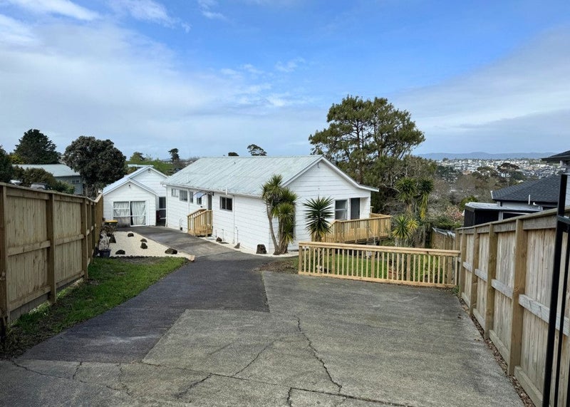9 Woodhouse Place, West Harbour, Auckland - Carousel 2