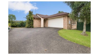 114 Riverton Drive, Randwick Park, Auckland - Carousel 1