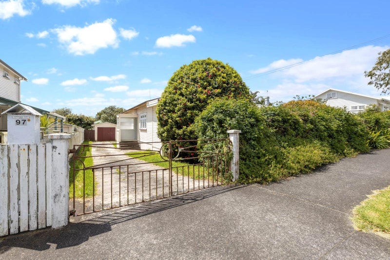 97 Marsden Avenue, Mount Eden, Auckland - Carousel 2
