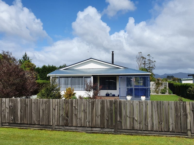6 Manawatu Street, Dobson, Greymouth - Carousel 1