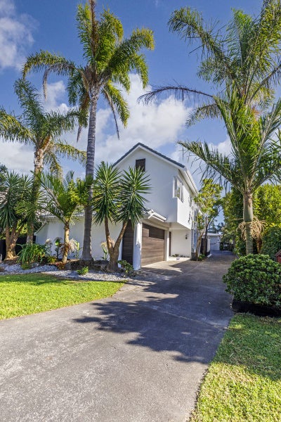 2/20 Norwood Road, Bayswater, Auckland - Carousel 1