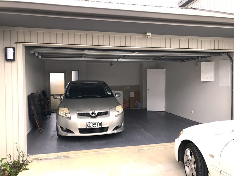 13 Karetai Crescent, Favona, Auckland - Carousel 2