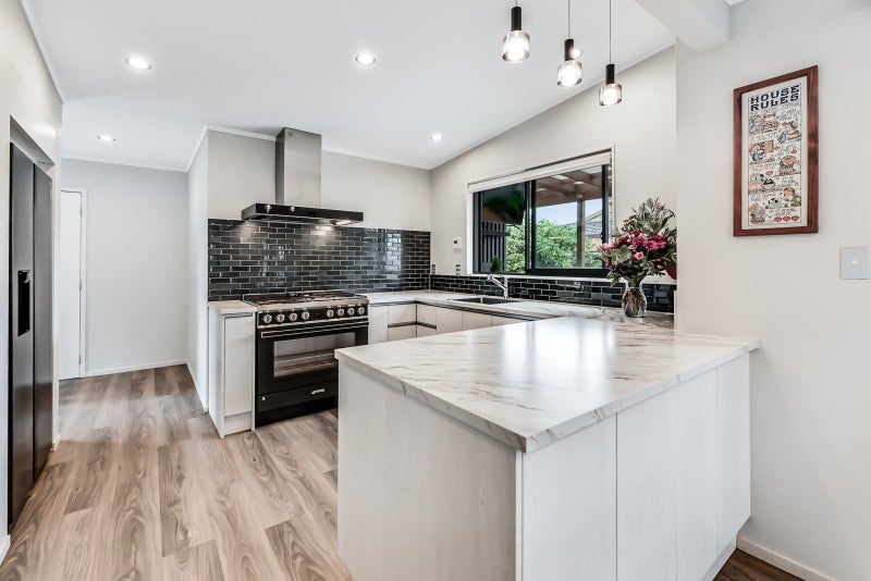 49 Ashurst Avenue, Pukete, Hamilton - Carousel 2