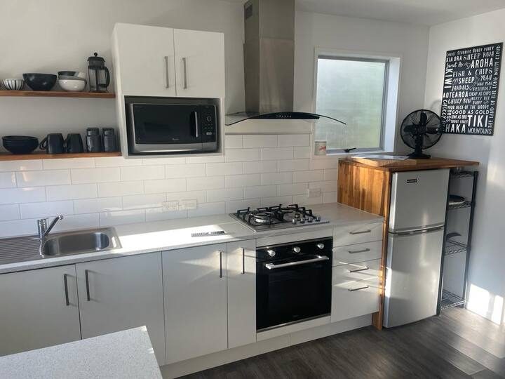 7/3 School Road, Plimmerton, Porirua - Carousel 2