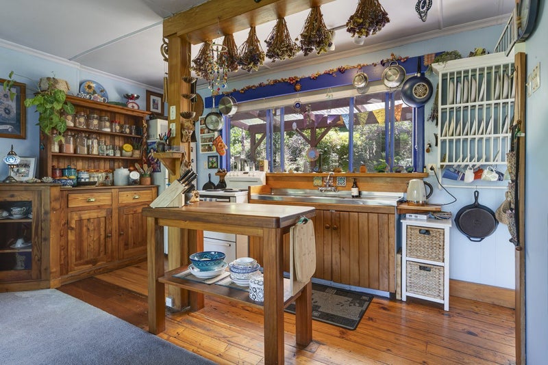 58 The Ridgeway, Enner Glynn, Nelson - Carousel 1