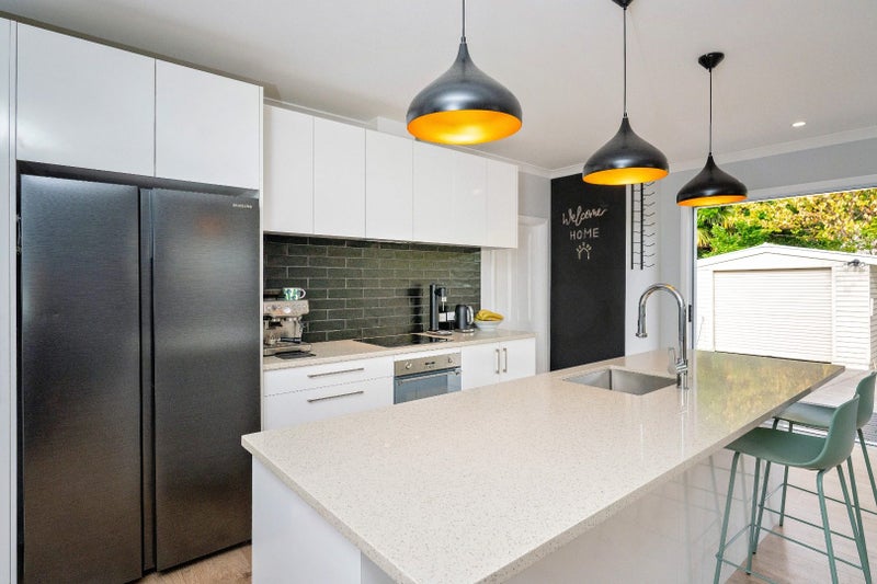 10 Hall Street, Napier South, Napier - Carousel 1