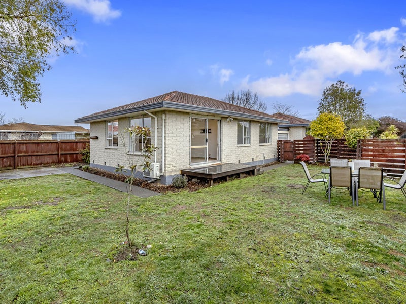 2/9C Lydbury Place, Parklands, Christchurch - Carousel 1