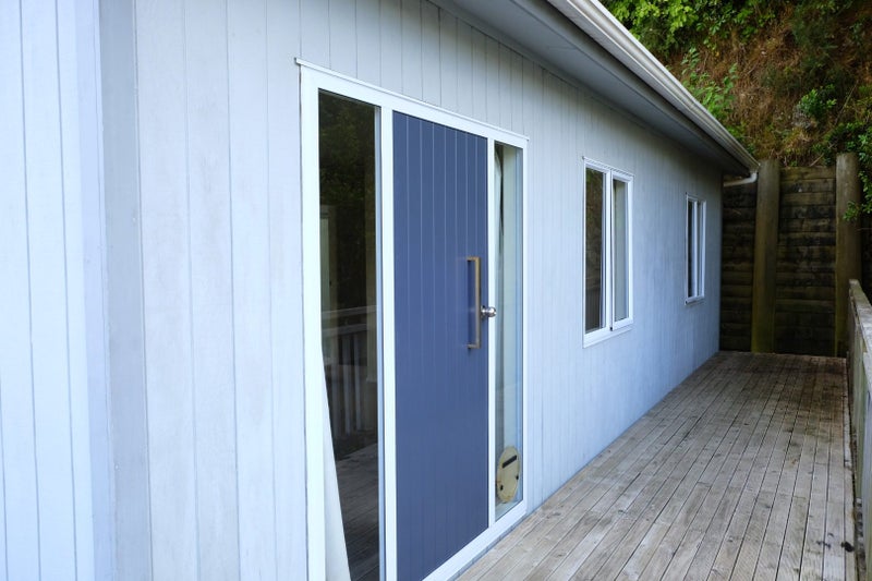 26A Redwood Avenue, Tawa, Wellington - Carousel 2