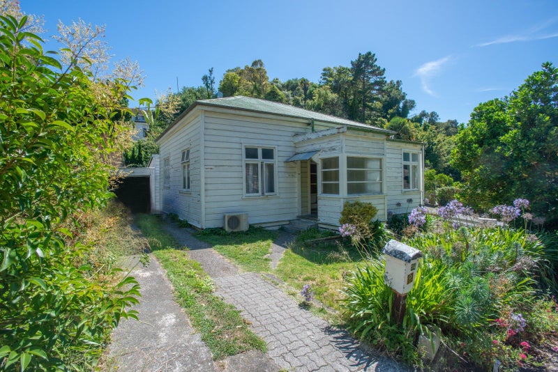 34 Coote Road, Bluff Hill, Napier - Carousel 2