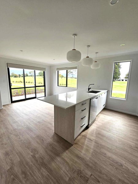 16 Prestwick Lane, Katikati, Aongatete - Carousel 1