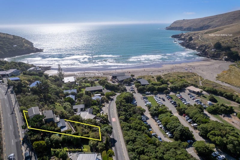 217 Taylors Mistake Road, Te Onepoto / Taylors Mistake, Christchurch - Carousel 1