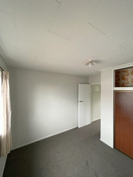 7 Catherine Street, Caversham, Dunedin - Carousel 10