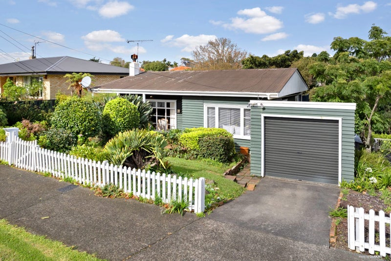 23 Athlone Road, Glendowie, Auckland - Carousel 19