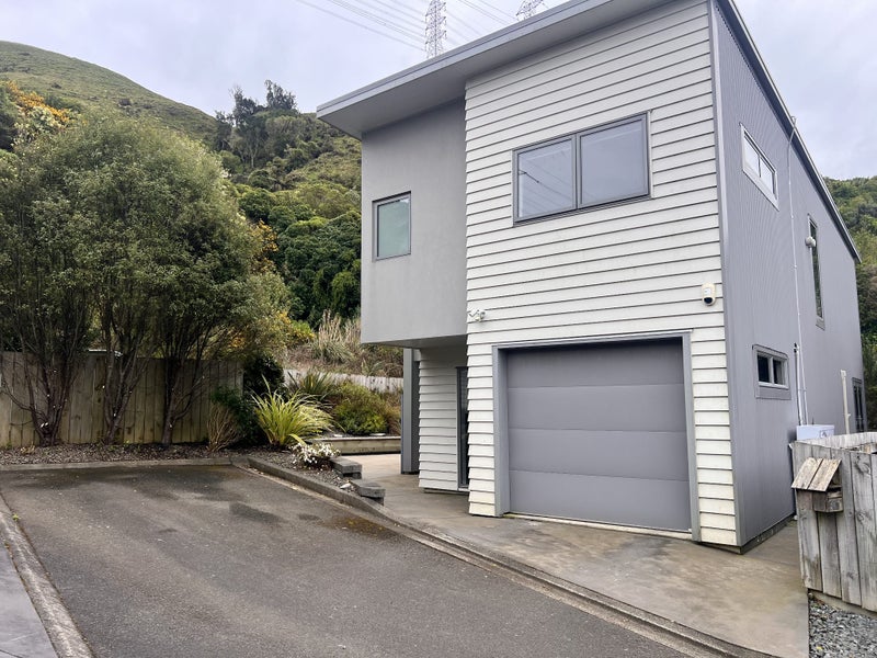 30B Erlestoke Crescent, Churton Park, Wellington - Carousel 21