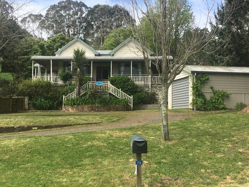 75 Peacockes Lane, Peacocke, Hamilton - Carousel 1