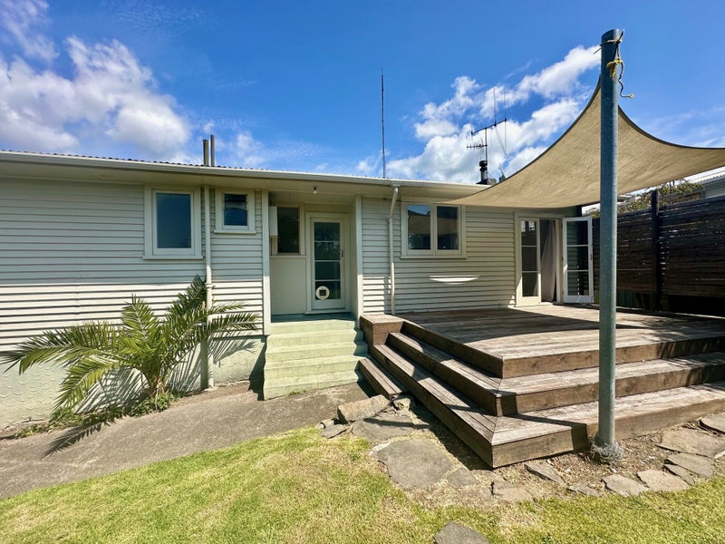 4 Filton Avenue, Brookfield, Tauranga - Carousel 2