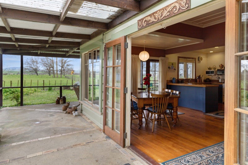 141 Hooper Road, Eureka - Carousel 2