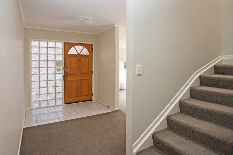 11A Beckenham Avenue, Royal Oak, Auckland - Carousel 2